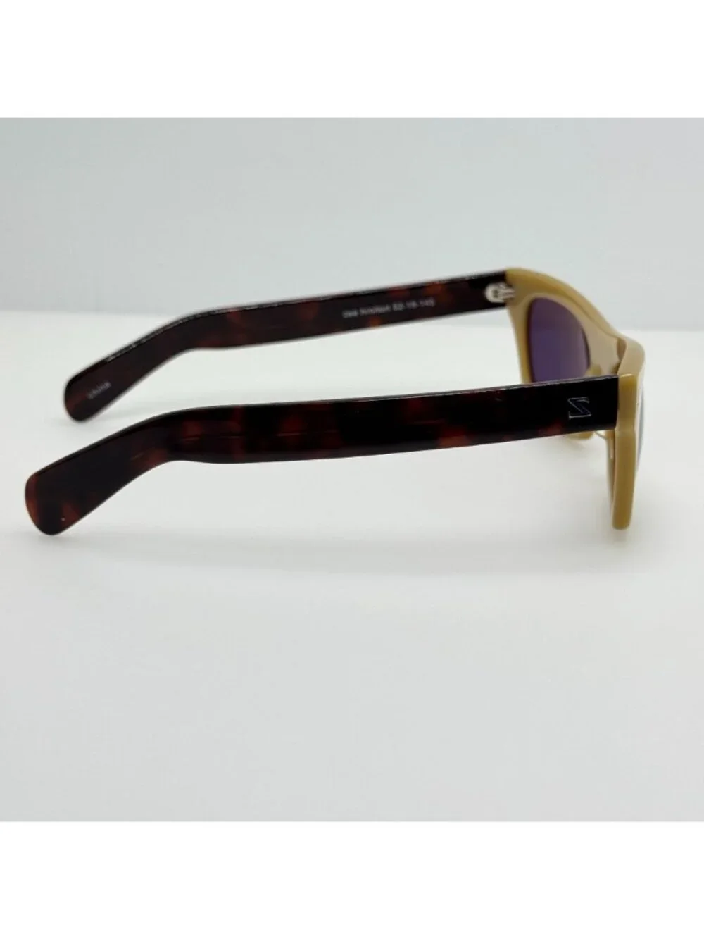 Eyemusement Zee Hrn/Tort Sunglasses 52-19-145